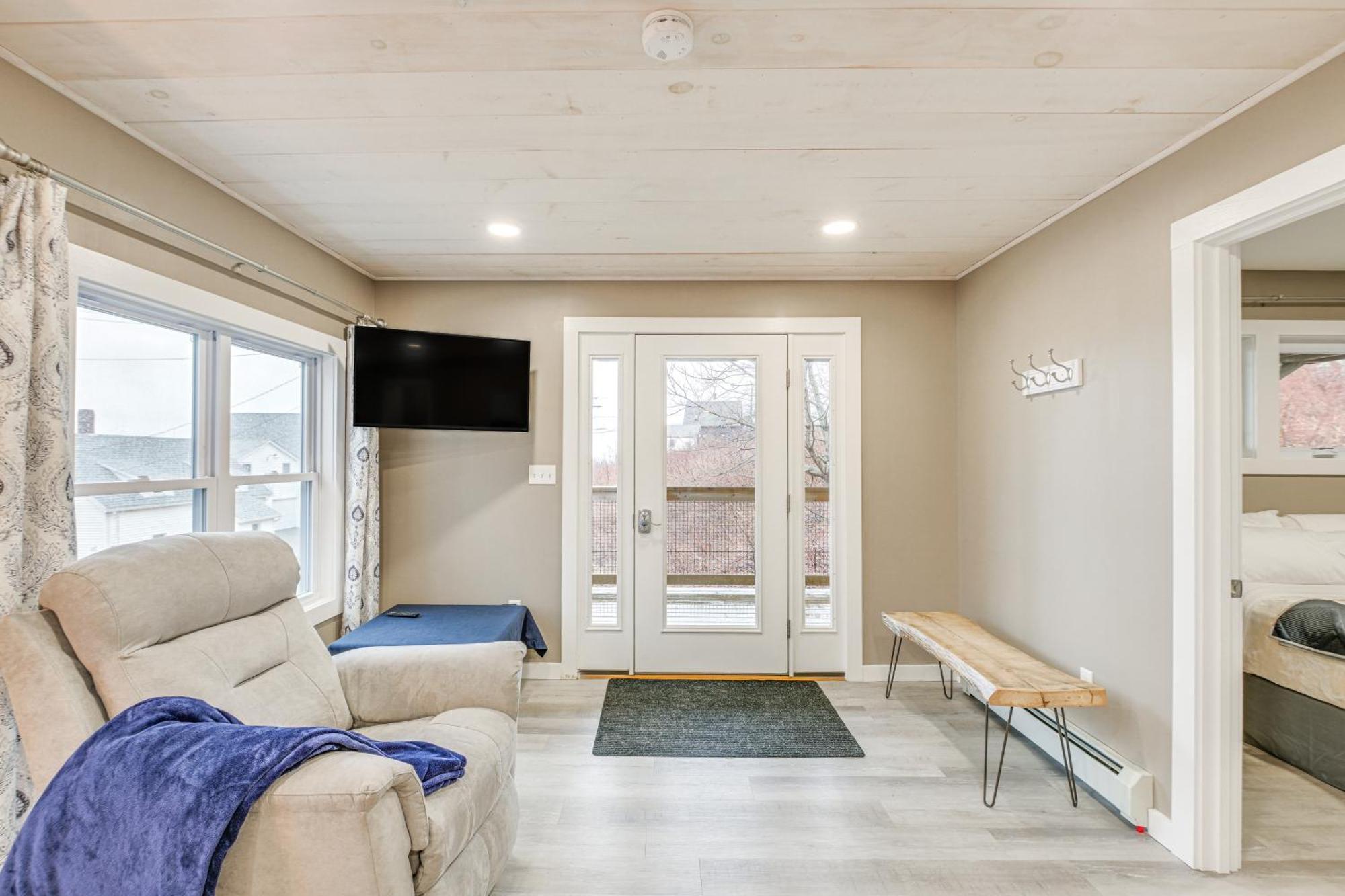 Cozy Maine Getaway Covered Deck, Walk To Beach! Lubec Экстерьер фото