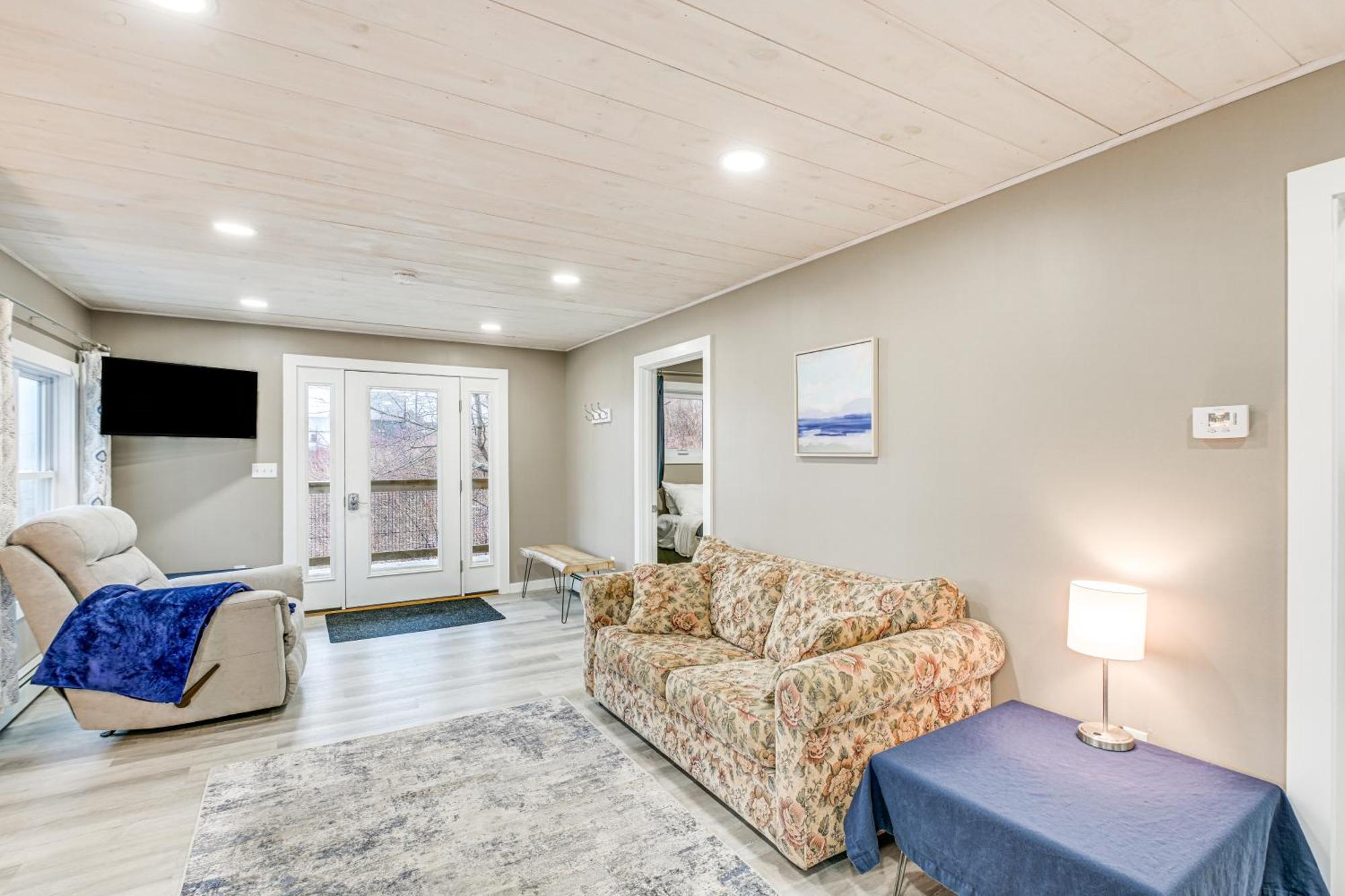 Cozy Maine Getaway Covered Deck, Walk To Beach! Lubec Экстерьер фото