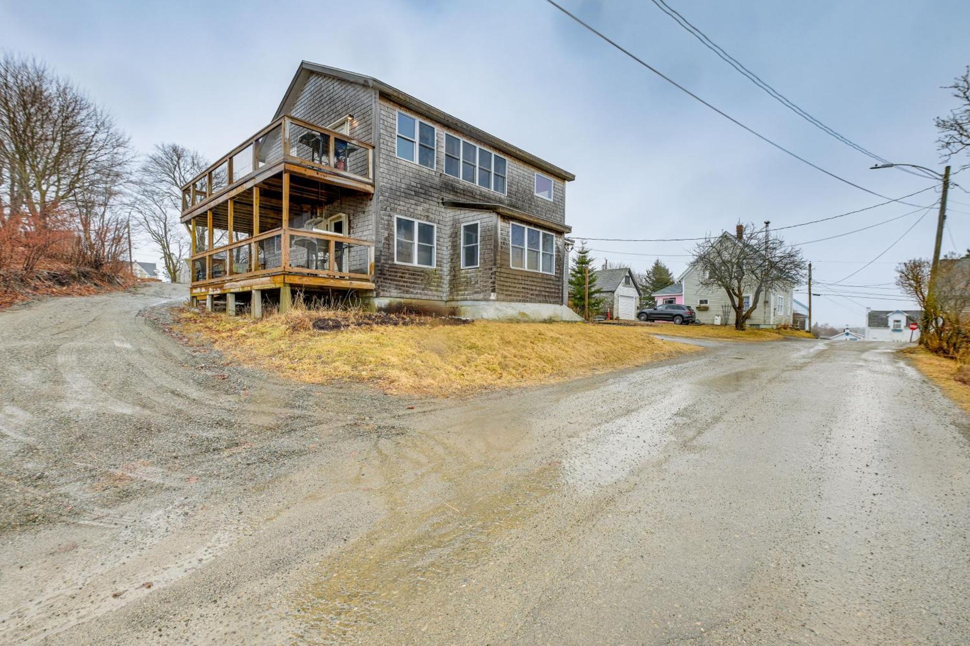 Cozy Maine Getaway Covered Deck, Walk To Beach! Lubec Экстерьер фото